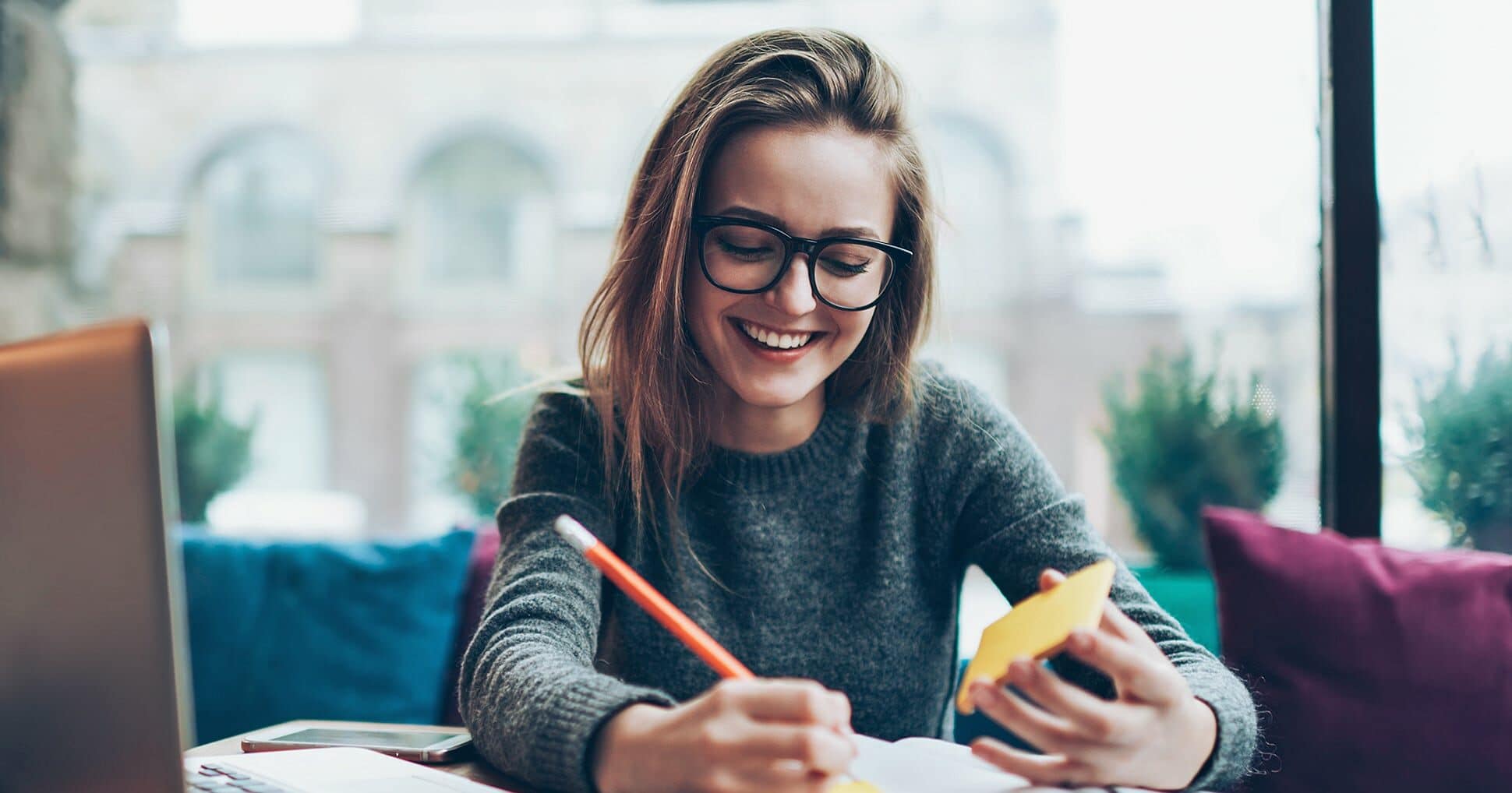  Bewerbungsfristen für die Ausbildung – jetzt geht’s los! - be optician Motiv 